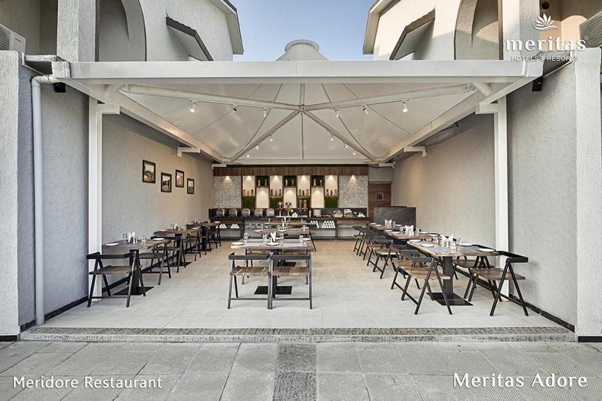 Meritas Adore Resort Lonavala Luaran gambar