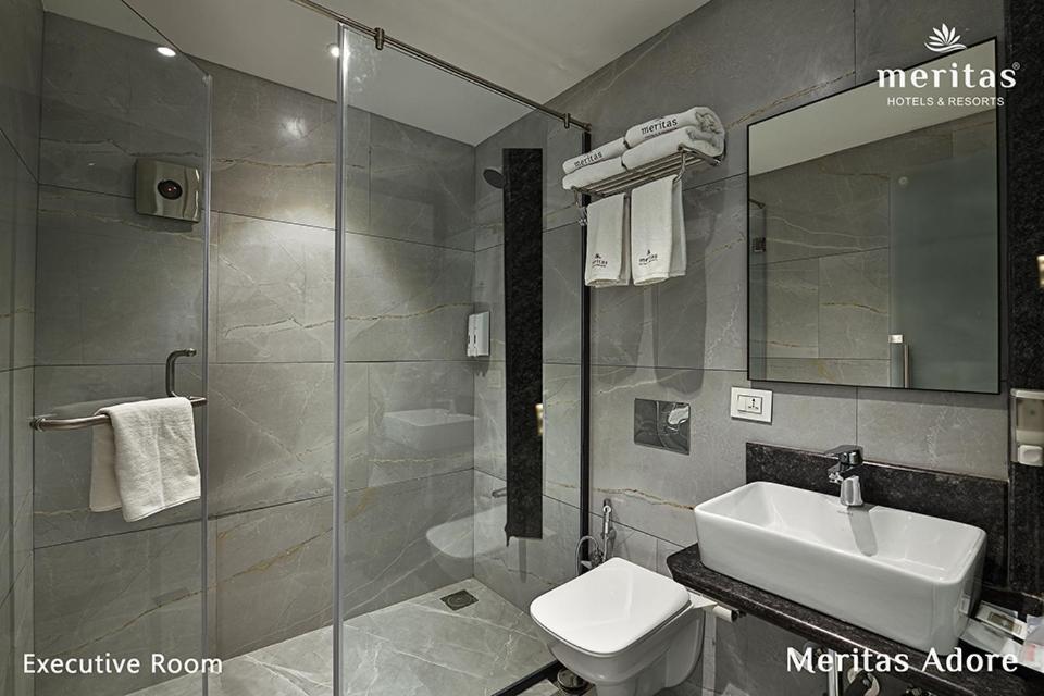 Meritas Adore Resort Lonavala Luaran gambar